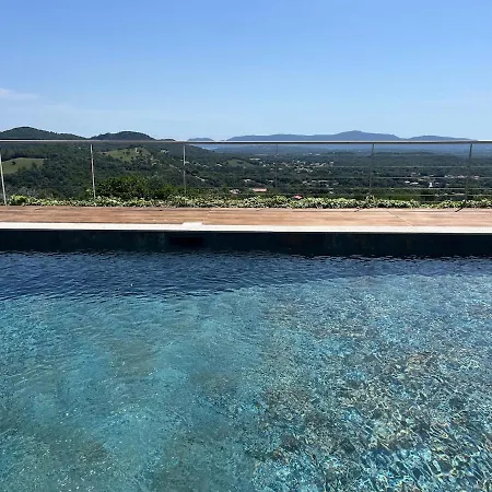 T2 Dans Avec Piscine *