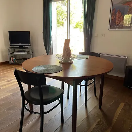 T2 Dans Avec Piscine Tatil Evi Porto-Vecchio (Corsica)