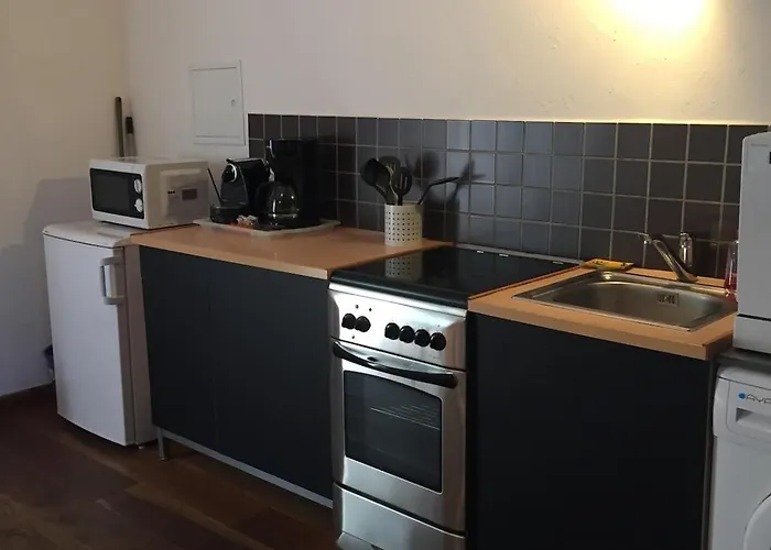 Сasa de vacaciones T2 Dans Avec Piscine *