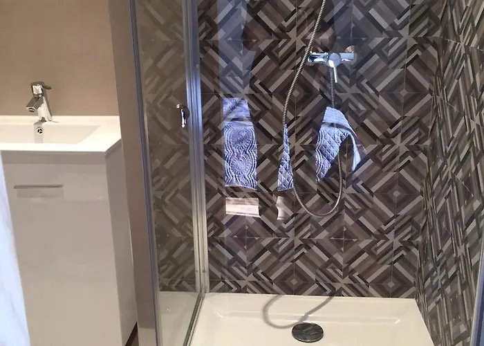 T2 Dans Avec Piscine Holiday home *