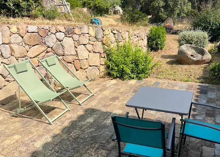 Holiday home T2 Dans Avec Piscine *