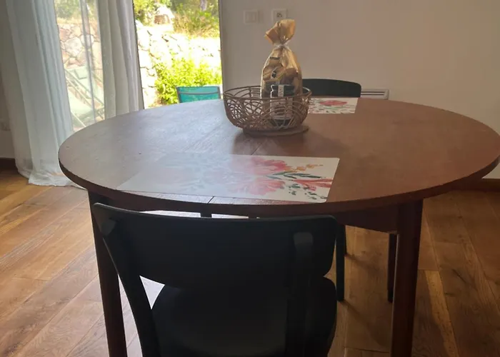 T2 Dans Avec Piscine * Porto Vecchio